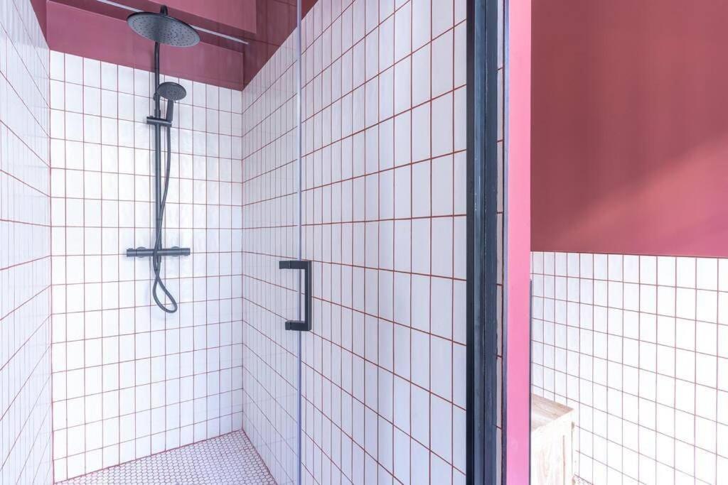 شقة New - Luxury Parisian Flat - 4P المظهر الخارجي الصورة